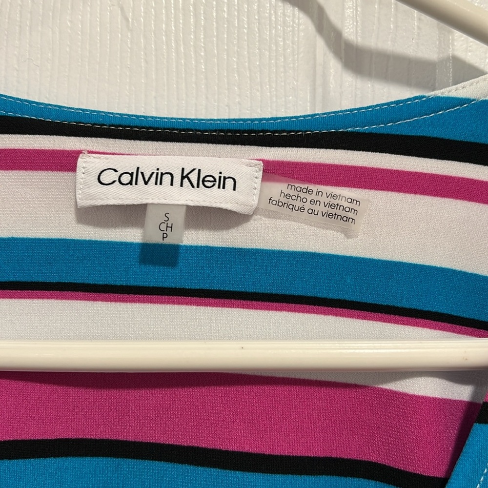 Calvin Klein Top - Picture 4 of 7